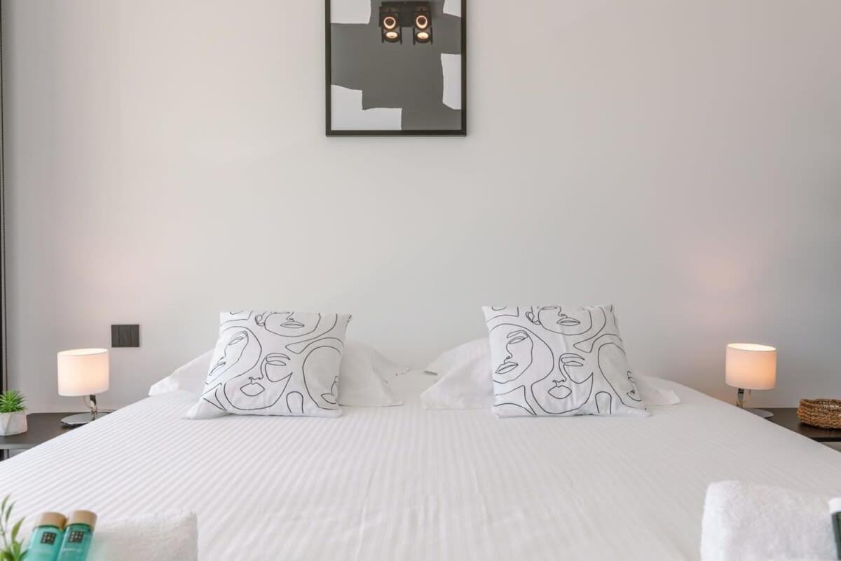 New, Luxurious And Modern Apartment With Private Parking Koksijde Exterior photo
